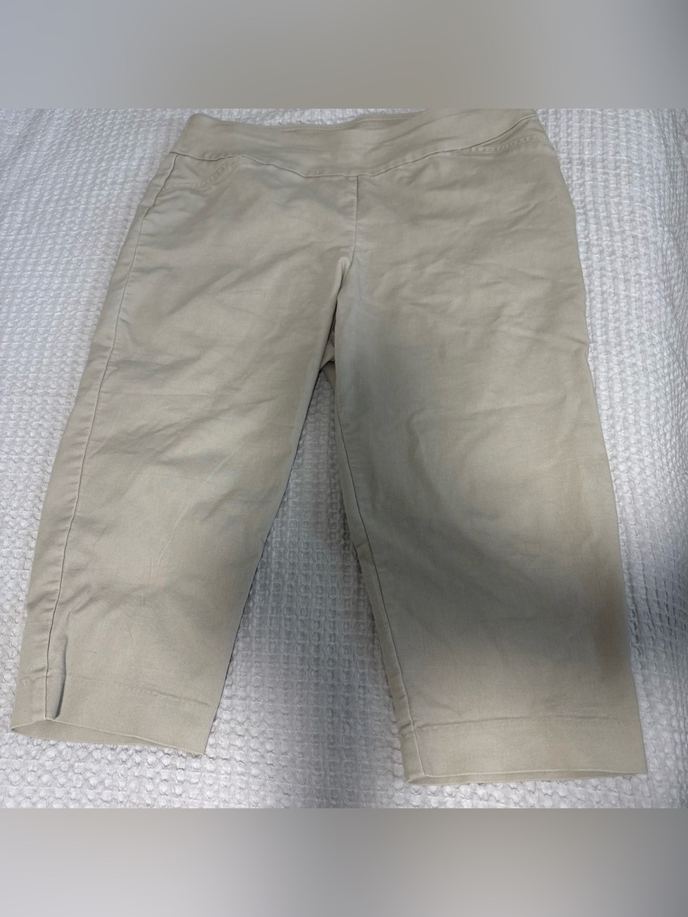 Croft And Barrow The polished Capri Women’s Stretch 16W Light Khaki/ Beige